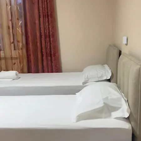 Aaa Bed & Breakfast *