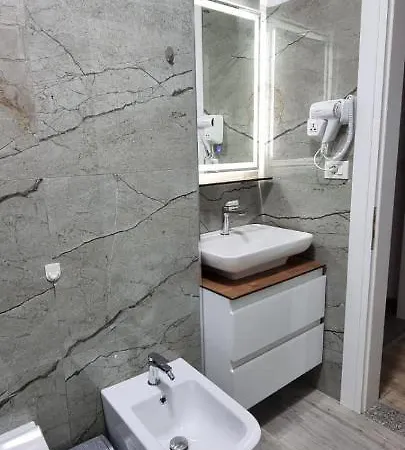 Aaa Bed & Breakfast Berat