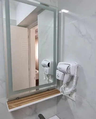 Couette-café Aaa Berat